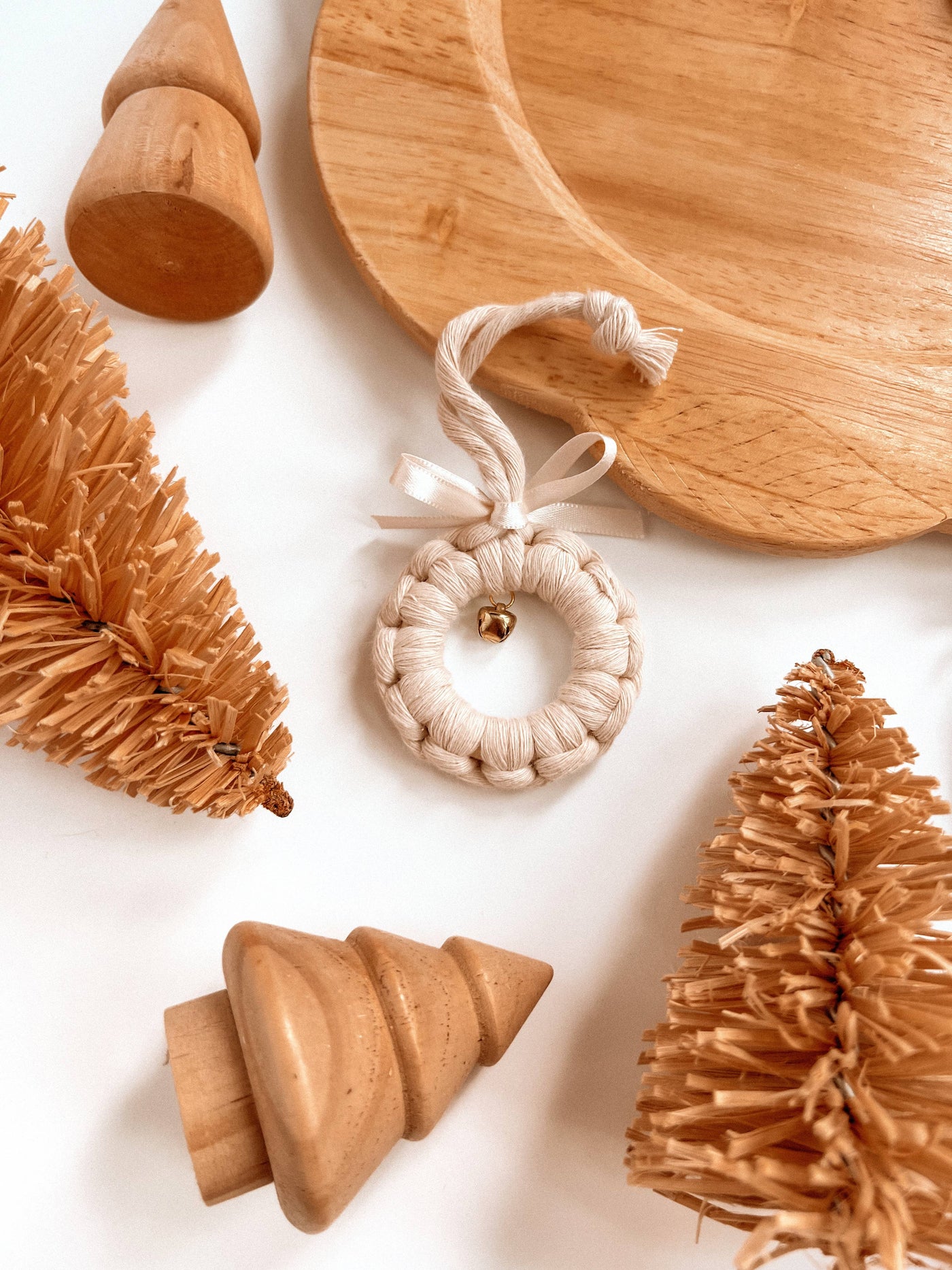 Macrame Ornament | Jingle Bell Wreath | Boho Christmas Tree: Cream