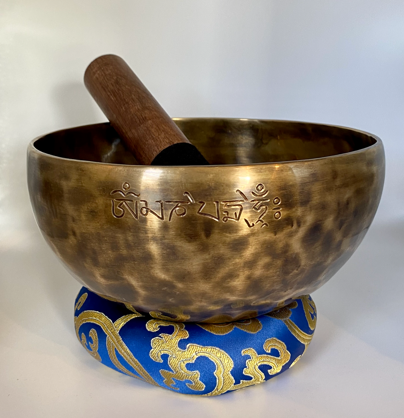 6-7" Handmade Full Moon Singing Bowl