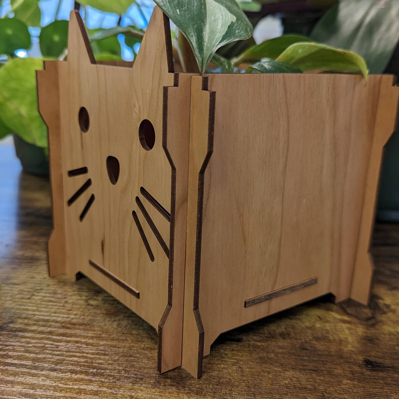 Kitty Cat Wooden Planter Box: Cherry / (large (fits 4" nursery pot)